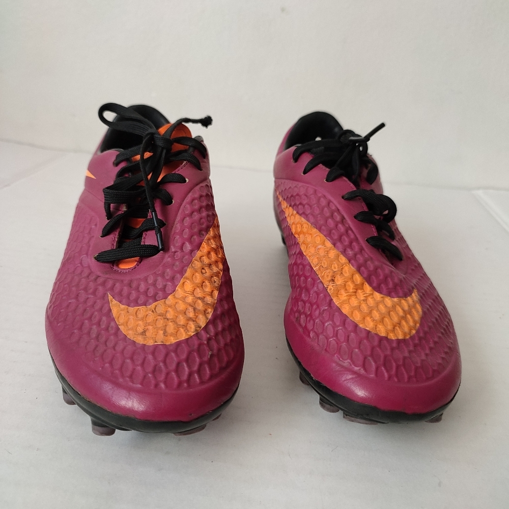 Nike Cleats - Picture 2 of 16